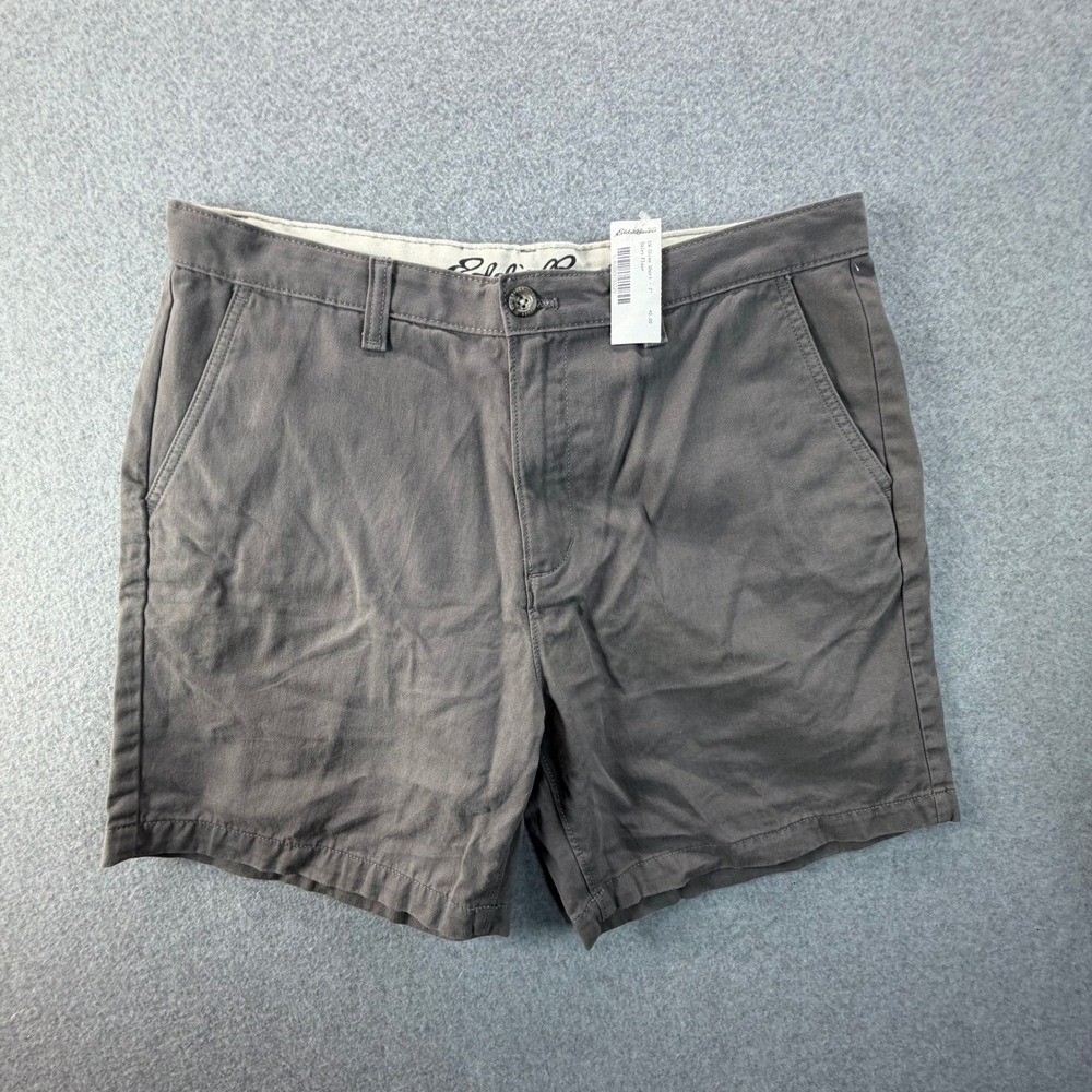Eddie Bauer Mens LW Chino Shorts Gray Size 35 Lightweight 7 Inch Inseam Solid